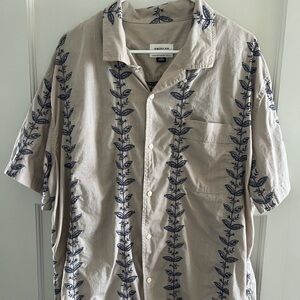 American Eagle Outfitters Tan and Blue Casual Button Down Shirt